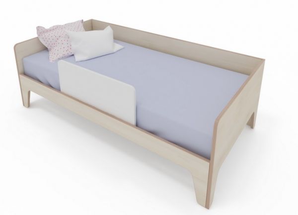 Bed Mirra made of natural wood